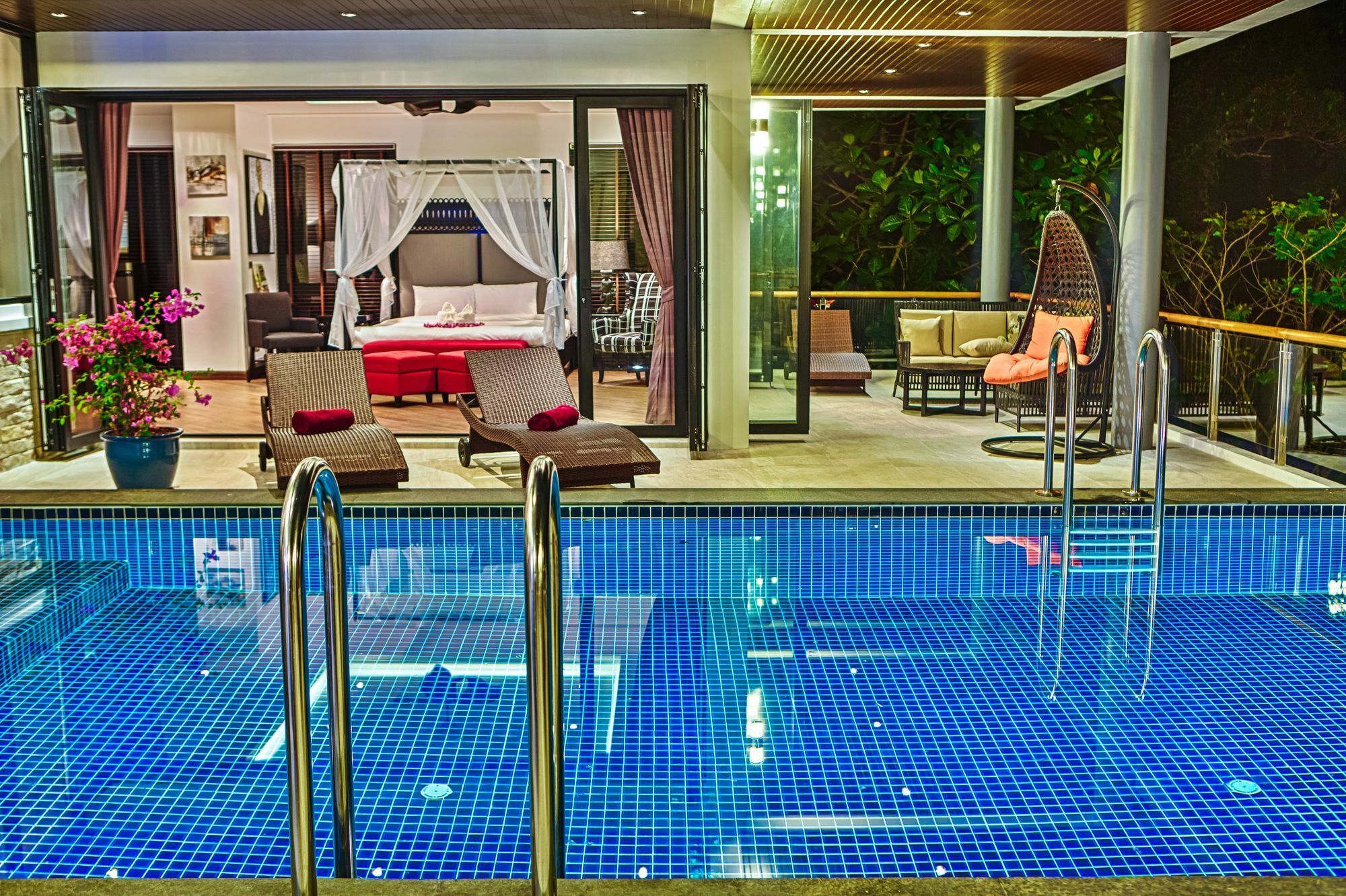 Fully Serviced Grand Villa Luxury Time Phuket شاطئ بانغ تاو المظهر الخارجي الصورة